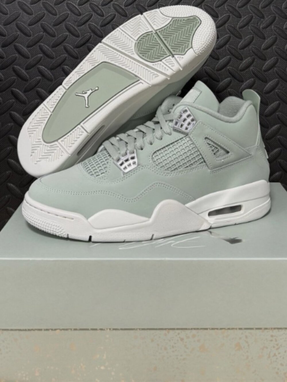 Nike Air Jordan 4 Retro Seafoam Sail
